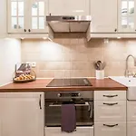 Apartment Gravilliers